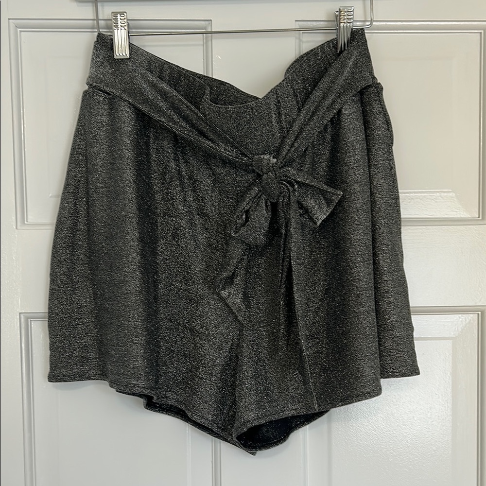 Express Size Large
Stretchy High Waisted Shorts 
Black Metallic Pull-On Tie